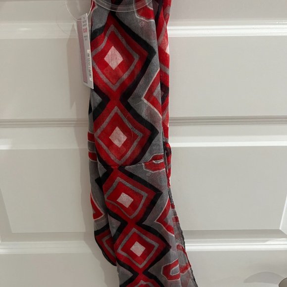 Ohio State Scarf - Picture 3 of 4